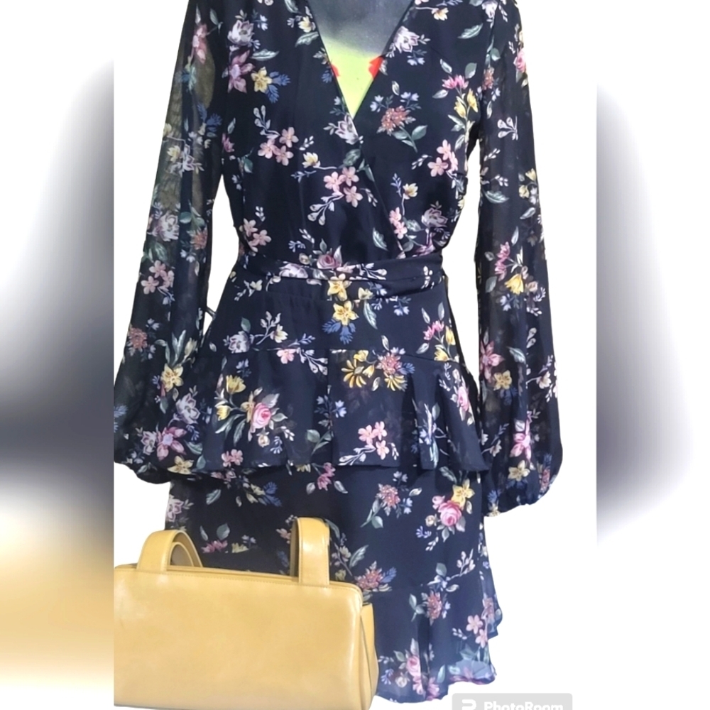 LORD AND TAYLOR DRESS